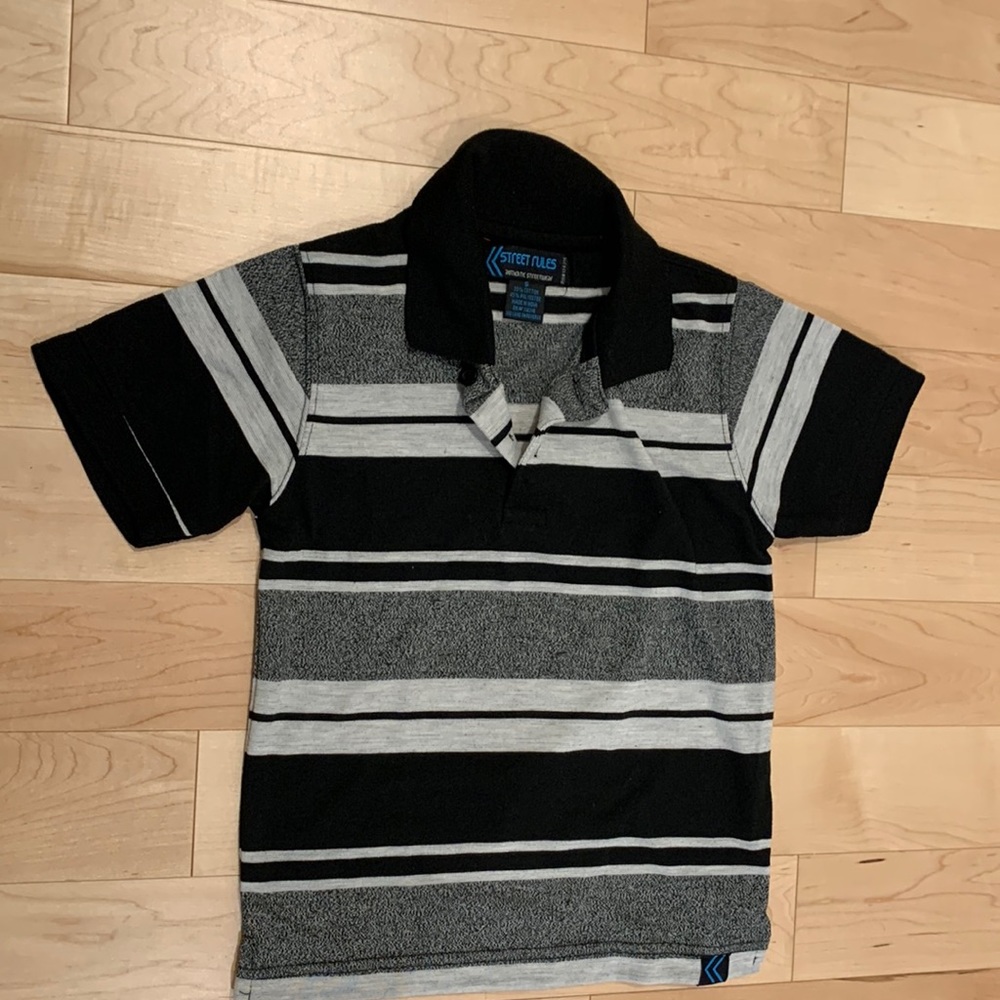 Street rules brand polo shirt -size 5
